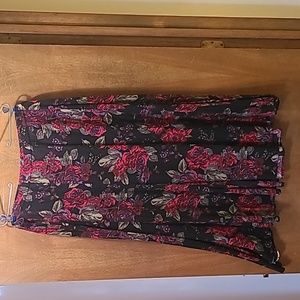 Flowered skirt
